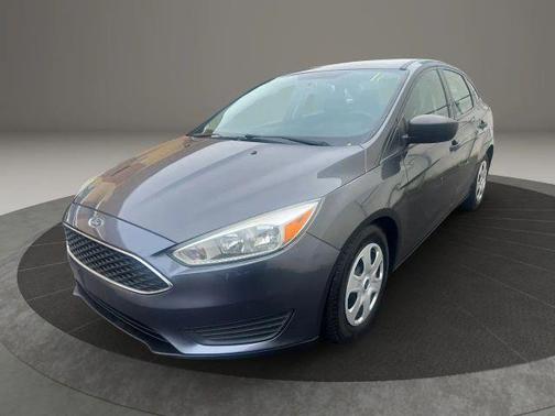 Gray 2017 Ford Focus S