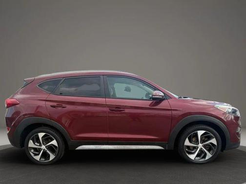 2017 Hyundai TUCSON Sport