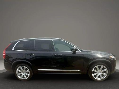 2017 Volvo XC90 T6 Inscription