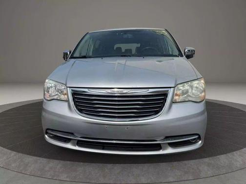 2012 Chrysler Town & Country Touring-L