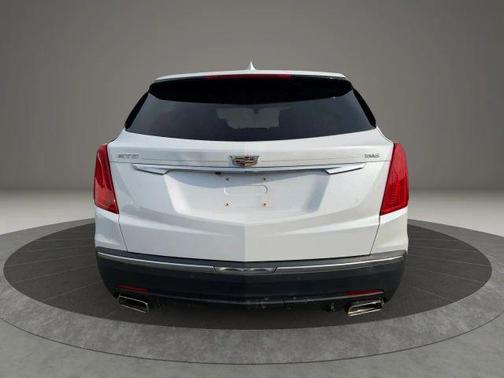 2017 Cadillac XT5 Base