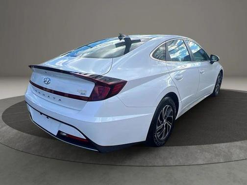 2022 Hyundai SONATA Hybrid Blue