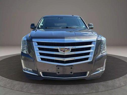 2018 Cadillac Escalade ESV Luxury