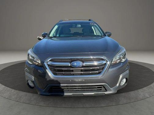 Magnetite Gray Metallic 2018 Subaru Outback 2.5i Premium