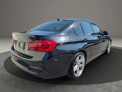 Black 2018 BMW 330 i xDrive