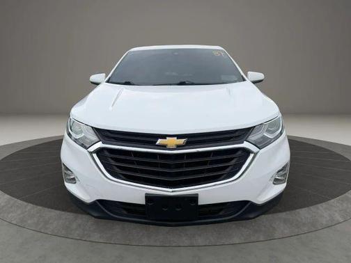 White 2019 Chevrolet Equinox 2LT