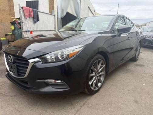 2018 Mazda Mazda3 Touring