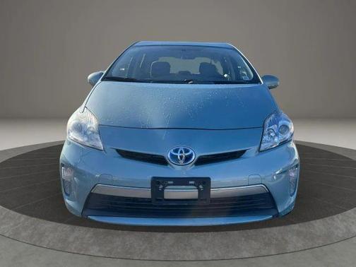 Green 2015 Toyota Prius Plug-in