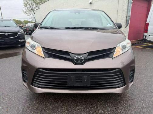 2020 Toyota Sienna L