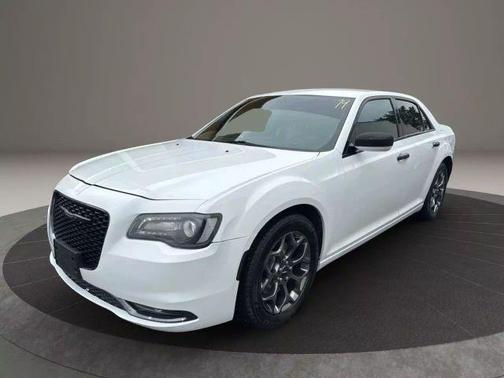 2016 Chrysler 300 S