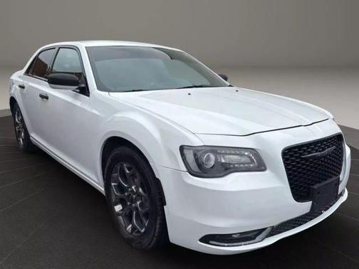 2016 Chrysler 300 S