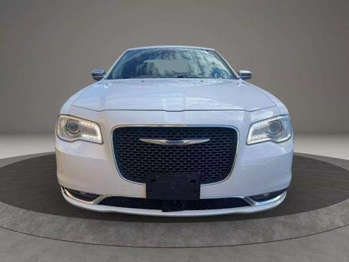 2018 Chrysler 300 Limited