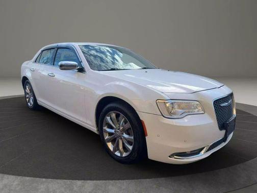 2018 Chrysler 300 Limited