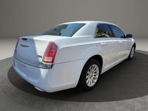 2014 Chrysler 300 Base