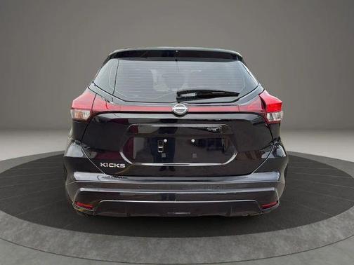 2023 Nissan Kicks S