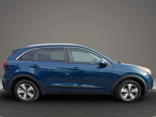 2019 Kia Niro LX