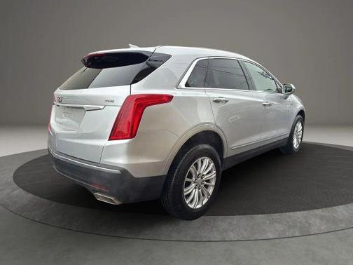 2017 Cadillac XT5 Base