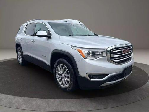 2017 GMC Acadia SLE-2