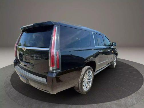 2019 Cadillac Escalade ESV Premium Luxury