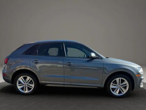 2017 Audi Q3 2.0T Premium