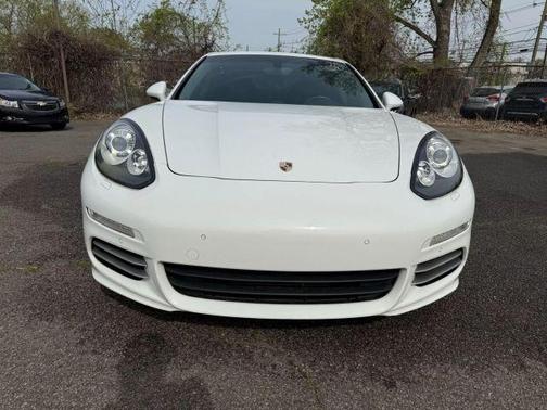 2014 Porsche Panamera 4