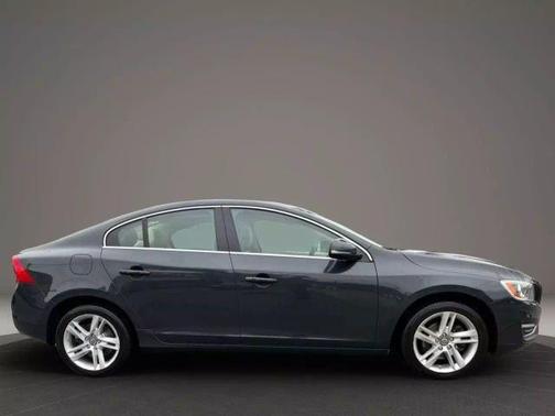 2015 Volvo S60 T5 Premier