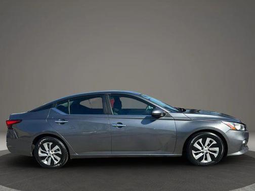 Gray 2021 Nissan Altima 2.5 S