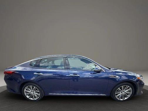 2017 Kia Optima SXL Turbo