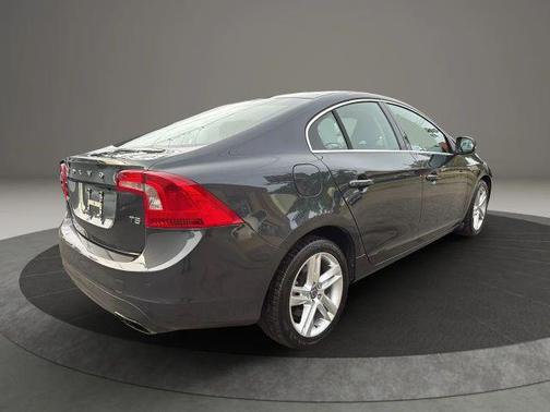 2015 Volvo S60 T5 Premier