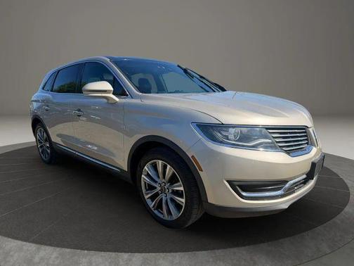 Gold 2017 Lincoln MKX Reserve
