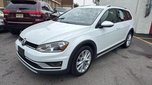 2017 Volkswagen Golf Alltrack TSI S