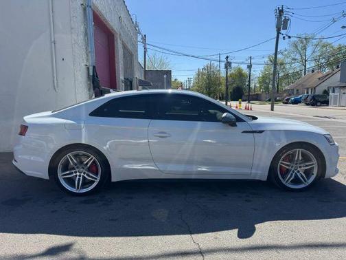 Glacier White Metallic 2019 Audi A5 2.0T Premium Plus