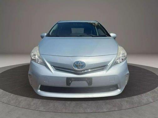 2014 Toyota Prius v Two