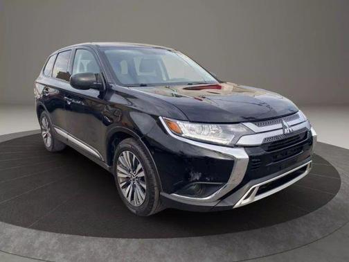 2020 Mitsubishi Outlander ES