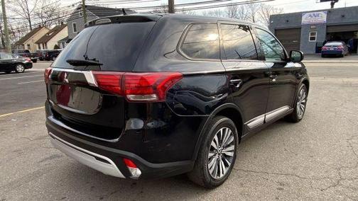 2020 Mitsubishi Outlander ES