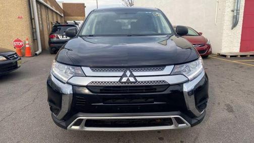 2020 Mitsubishi Outlander ES