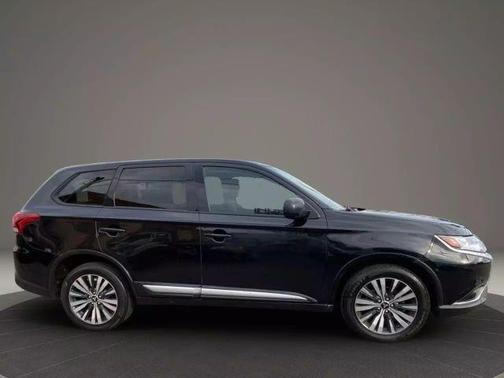 2020 Mitsubishi Outlander ES