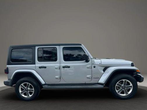 Silver 2018 Jeep Wrangler Unlimited Sahara