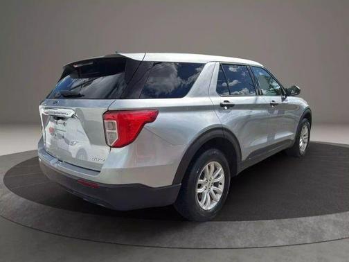 2021 Ford Explorer Base