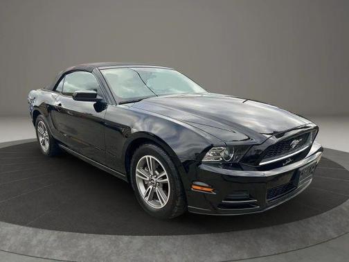 2013 Ford Mustang V6 Premium