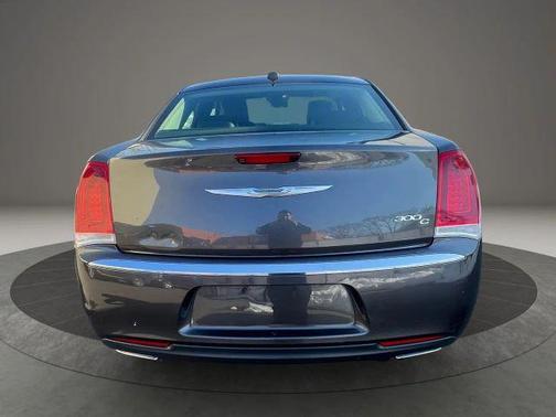 2017 Chrysler 300C Base