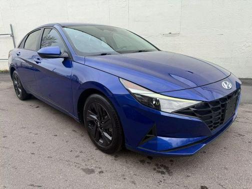 2021 Hyundai ELANTRA SEL