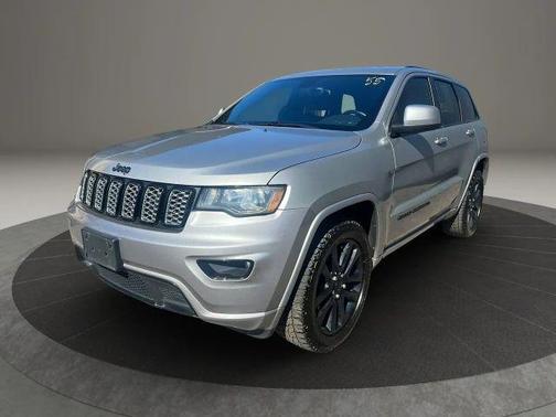 2017 Jeep Grand Cherokee Altitude