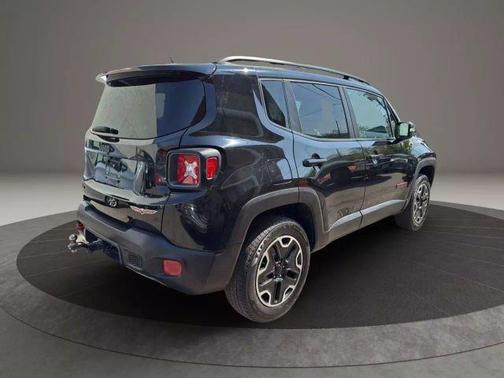 2016 Jeep Renegade Trailhawk