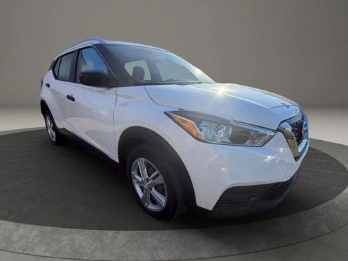 2019 Nissan Kicks S