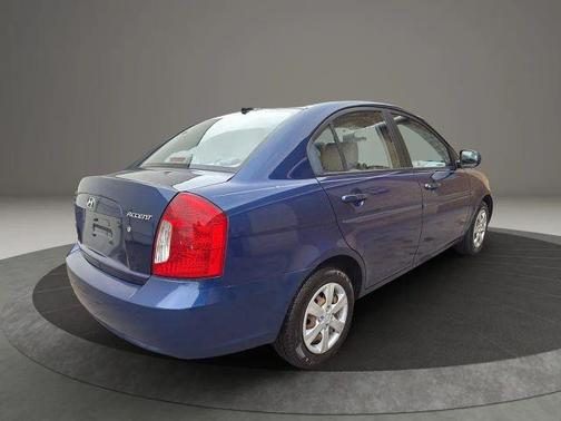 2010 Hyundai Accent GLS