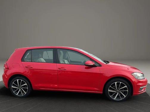 2019 Volkswagen Golf 1.4T SE