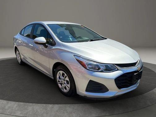 Silver 2019 Chevrolet Cruze LS