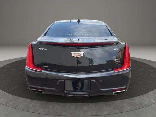 2018 Cadillac XTS Luxury