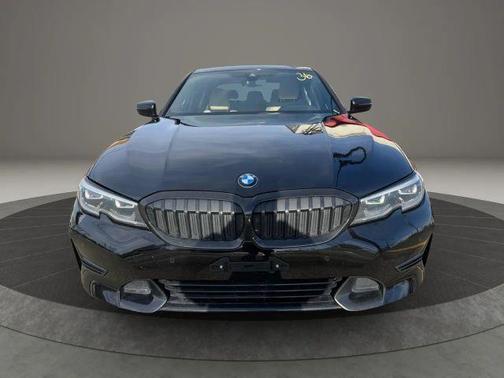2022 BMW 330 i xDrive